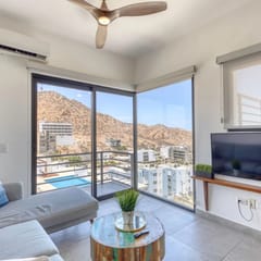 Beautiful and elegant Apt, Near Downtown