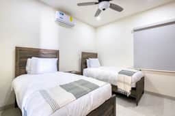 New 3 BD Condo with Pool & Gym - Image 5