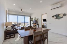Ocean View Apt, 2 Beds, Near Downtown - Image 4
