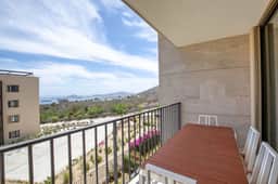 Condo con vista al arco, piscina infinity y spa - Image 5