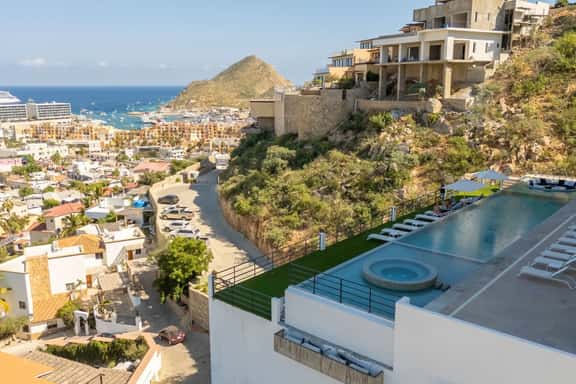 Pedregal Paradise with Ocean Views - Image 1