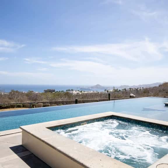 Condo con vista al arco, piscina infinity y spa - Image 1