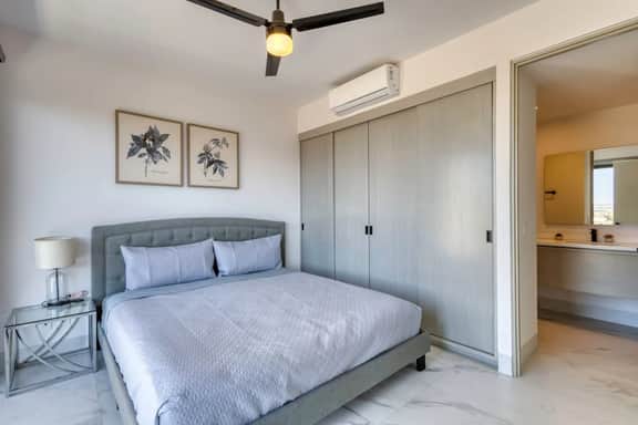 Your ideal stay with luxury and comfort 2BD 2BTH - Image 3